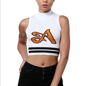 ARTISTIX White Sleeveless Varsity Crop Sweater Size XL